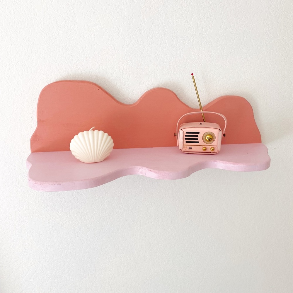 Two Tone Squiggle Wavy Floating Shelf 💖 - Picture 3 of 6